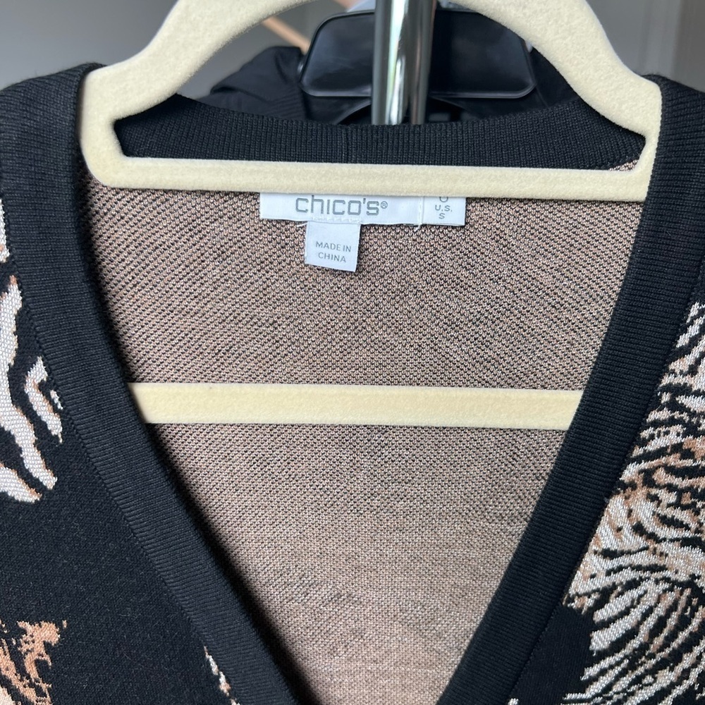 Chico's Jacquard Animal Print Cardigan Sweater S - Picture 2 of 12